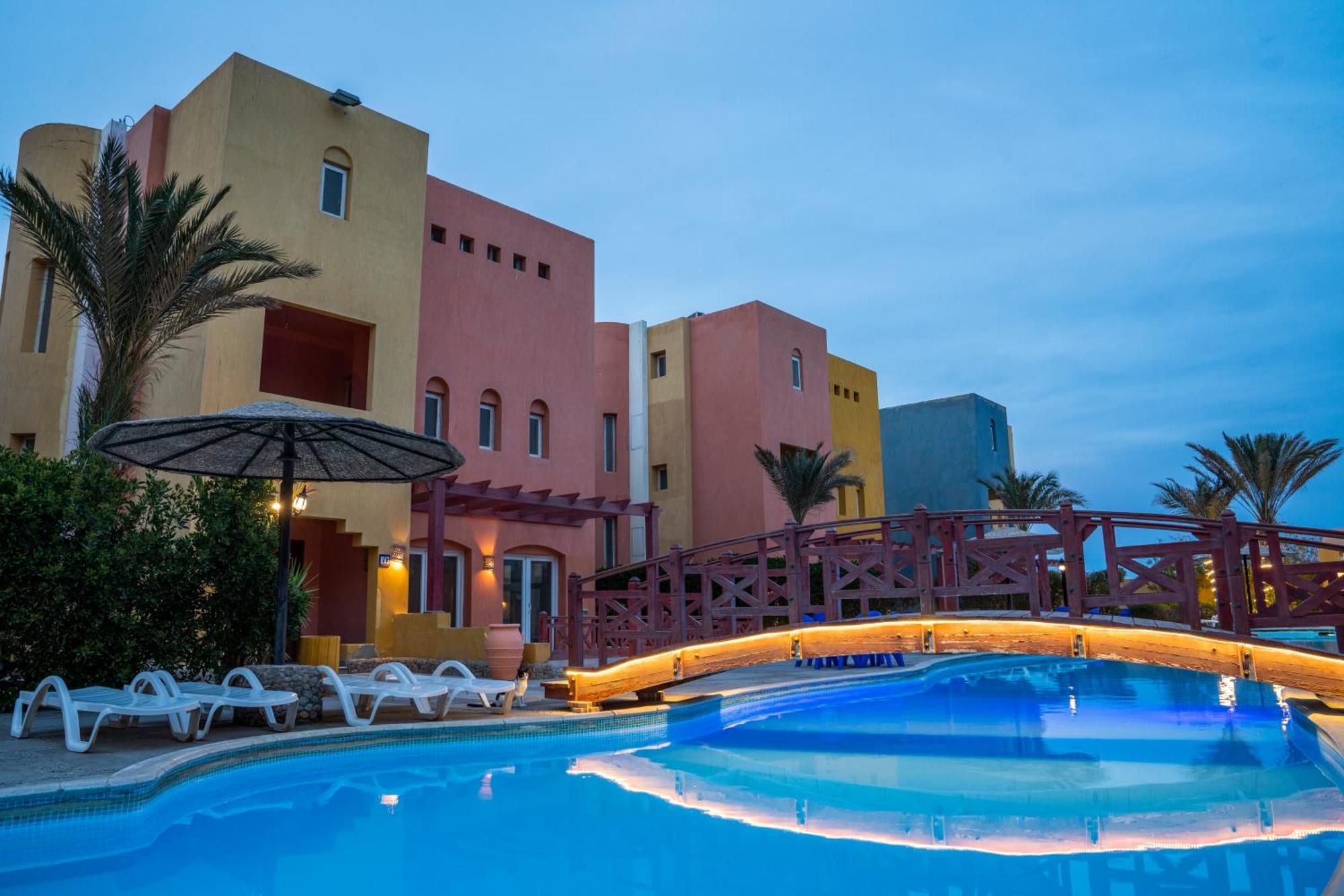 Al Dora Residence Suites Хургада Екстериор снимка